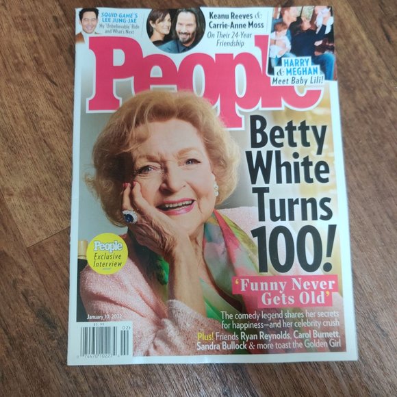 Betty White People Magazine golden girl rose comedy legend exclusive interview - Picture 1 of 2
